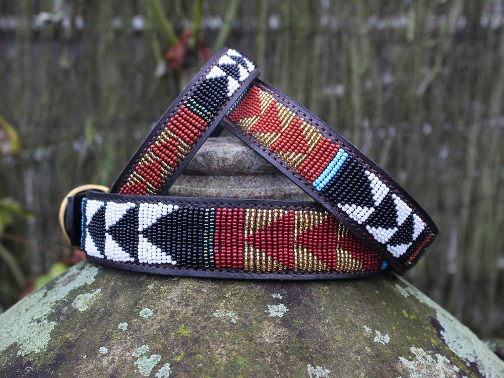 EL PASO beaded dog collar - lifestyle